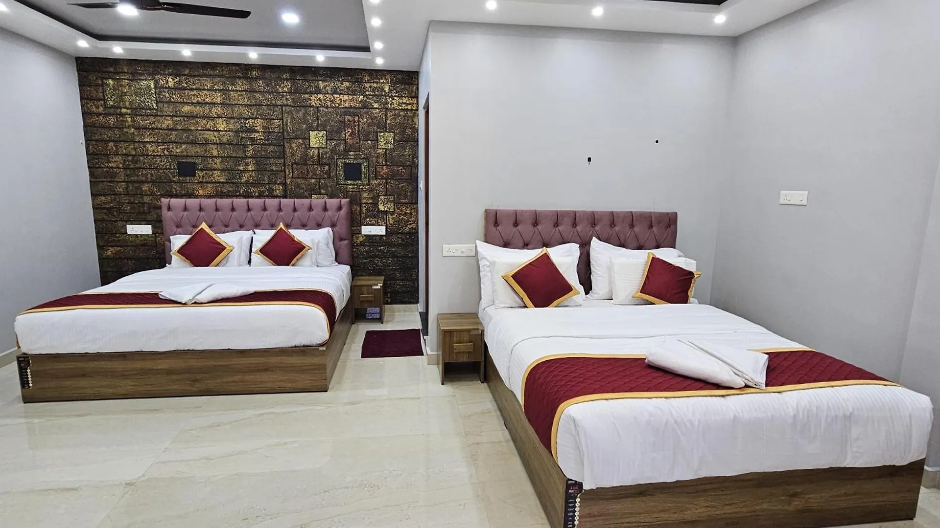 Midway Crest Farmstay Attappadi