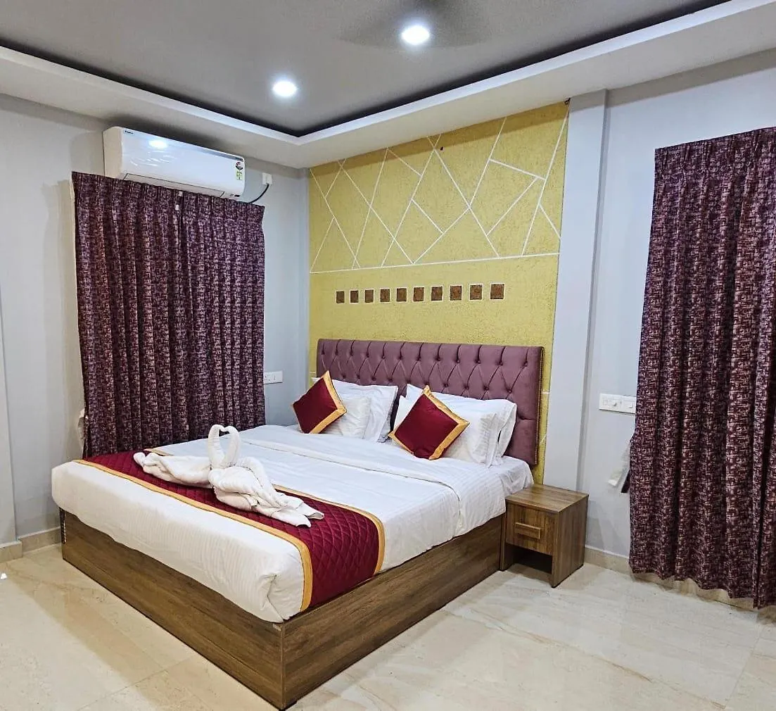 Midway Crest Farmstay Attappadi Farm stay