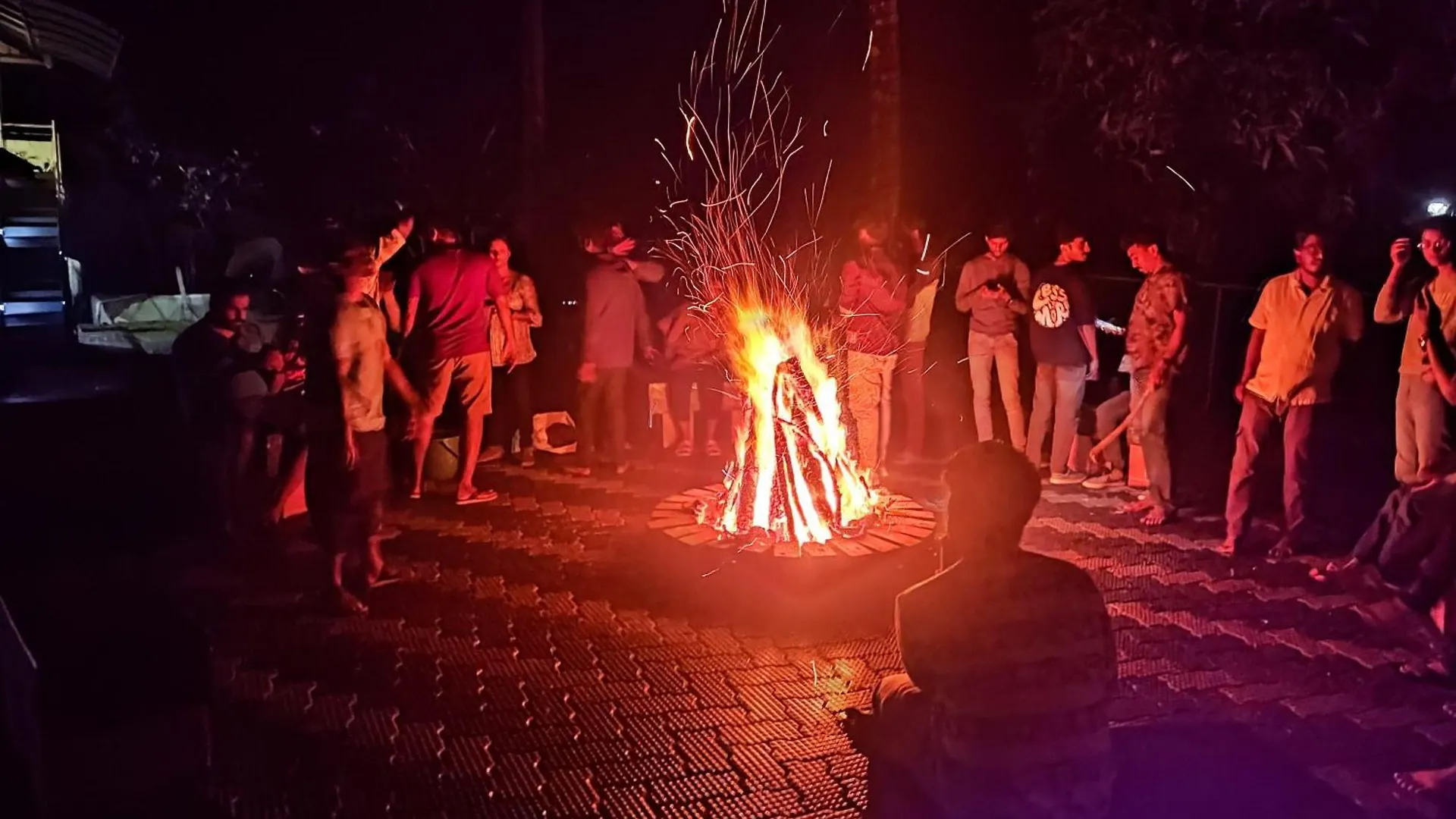 Midway Crest Farmstay Attappadi Farm stay