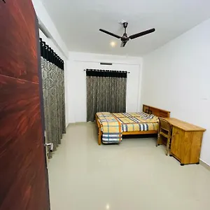 3* Hotel Highland Residency